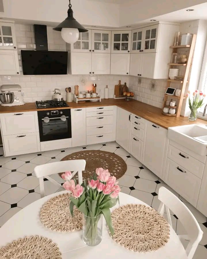 72b7bfe7-ddf6-43c1-b4b5-db2d895d495b