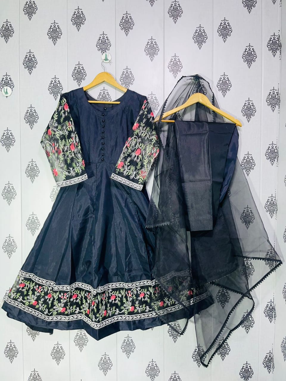 Embroidery Organ (1)